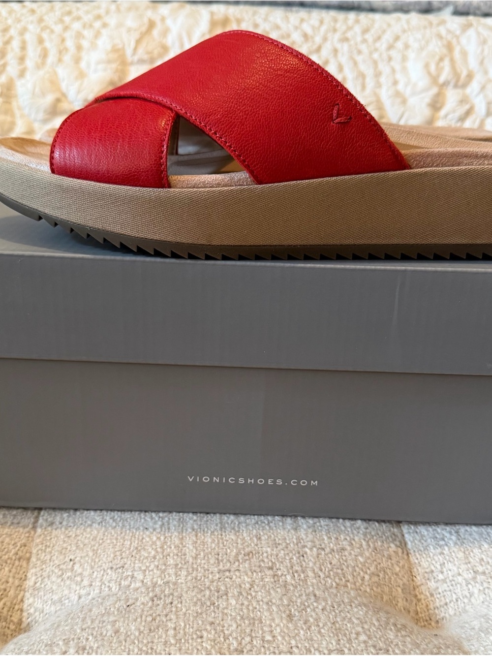 Vionic Red Crossover Platform Slide Sandals - Picture 5 of 6